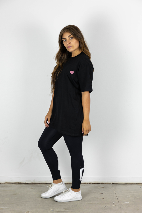 HEART ME TEE BLACK
