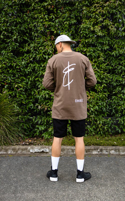 NEWPORT LONGSLEEVE TEE BROWN