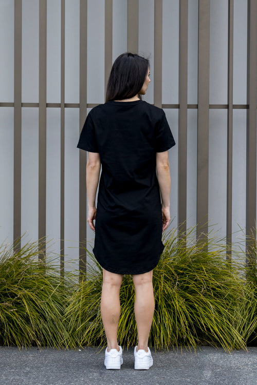 ESSENTIAL DRESS BLACK